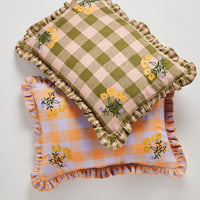 projektityyny leinikki gingham embroidery frill cushion - apricot