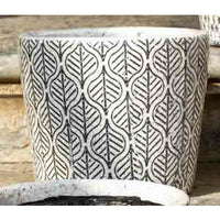 old style dutch pots leaf print